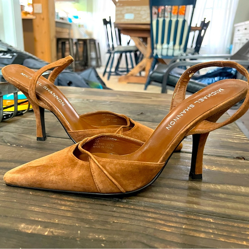 Cognac brown slingback heels suede